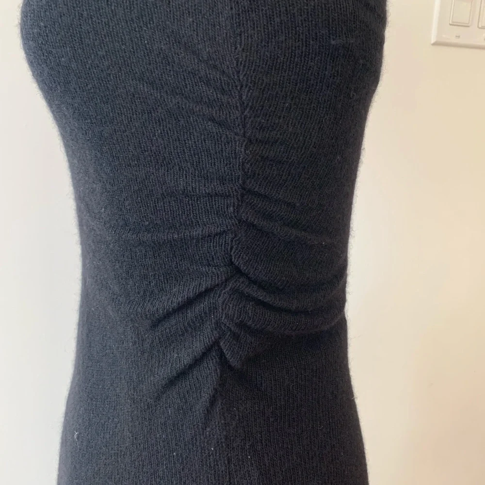 STRAPLESS CASHMERE DRESS - Picture 2 of 11